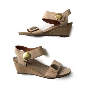 $165 Taos Carousel Wedge Sandal Size 11-11.5 / 42